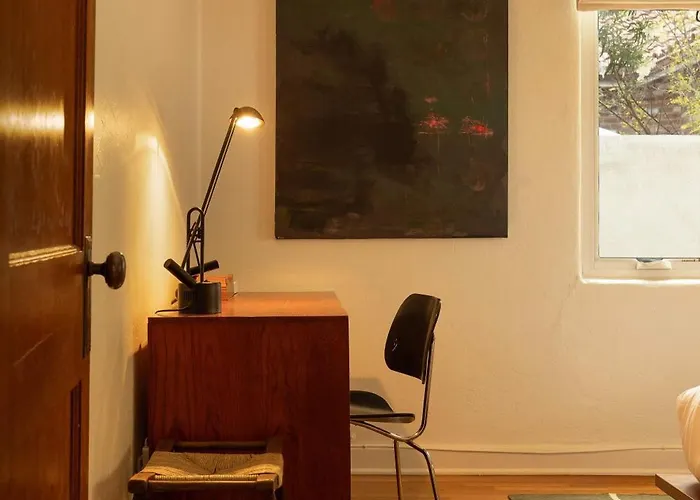 Сasa de vacaciones The A Designer Sam Hughes Retreat *