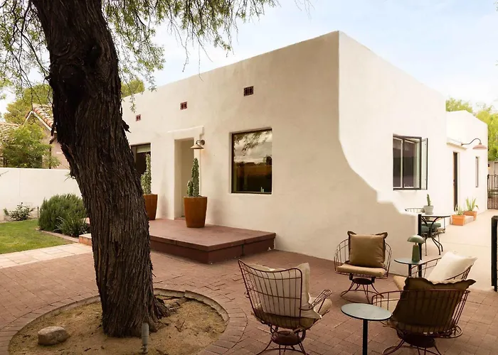 The A Designer Sam Hughes Retreat *
